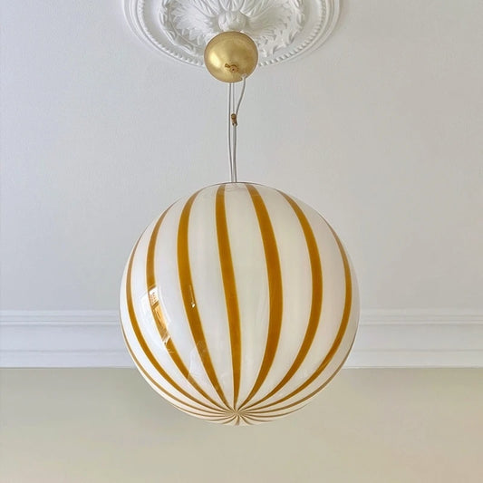 Suspension Boule en Verre Coloré – Lueur Moderne