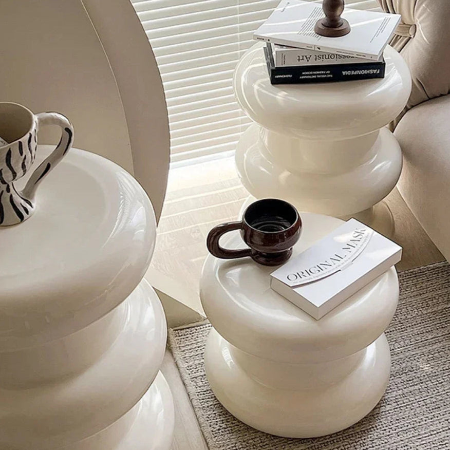 Ottoman Minimaliste – Tabouret Déco et Table Basse Compacte