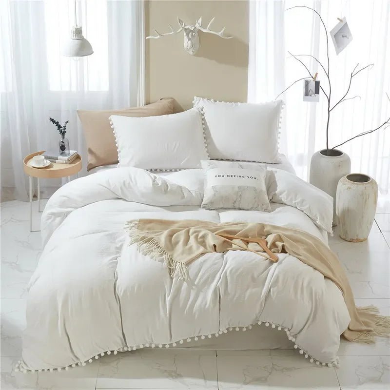 Couette Avec de Jolies Pompons