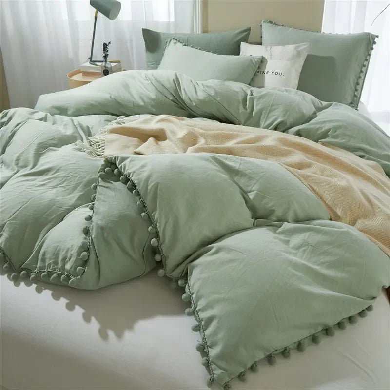 Couette Avec de Jolies Pompons