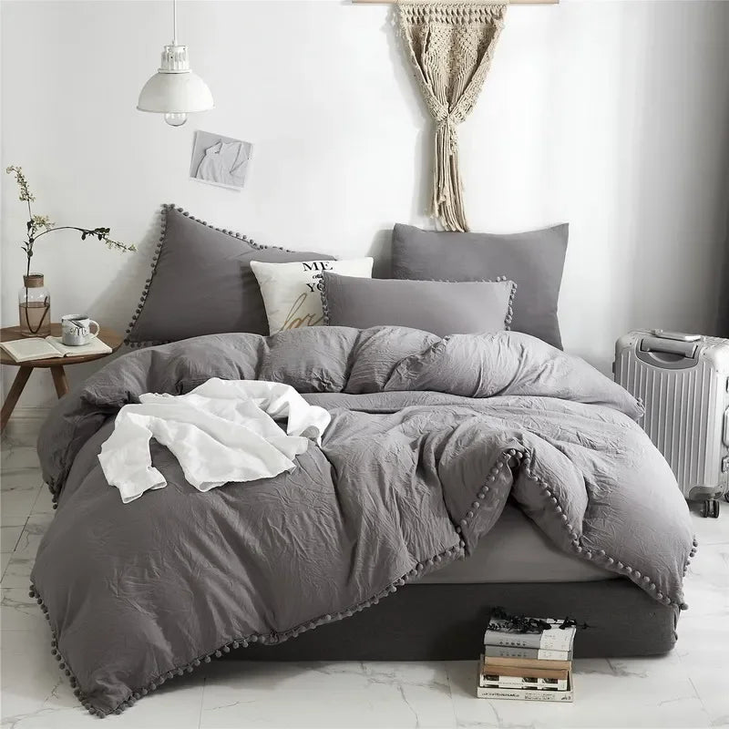 Couette Avec de Jolies Pompons