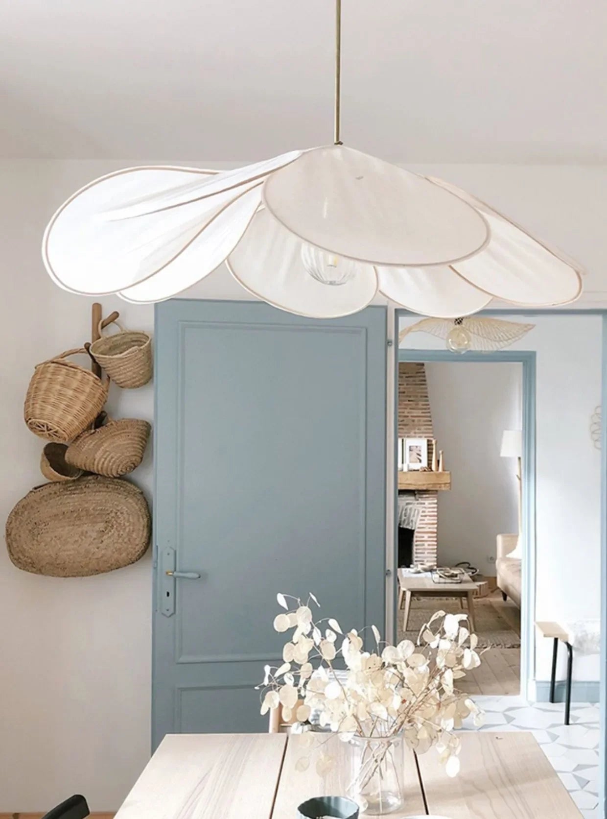 Suspension Florale en Tissu – Lampe Suspendue Avec Pétales Colorés - Maison Fantine