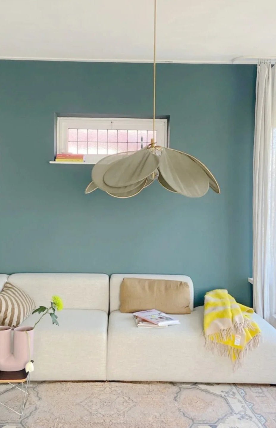 Suspension Florale en Tissu – Lampe Suspendue Avec Pétales Colorés - Maison Fantine