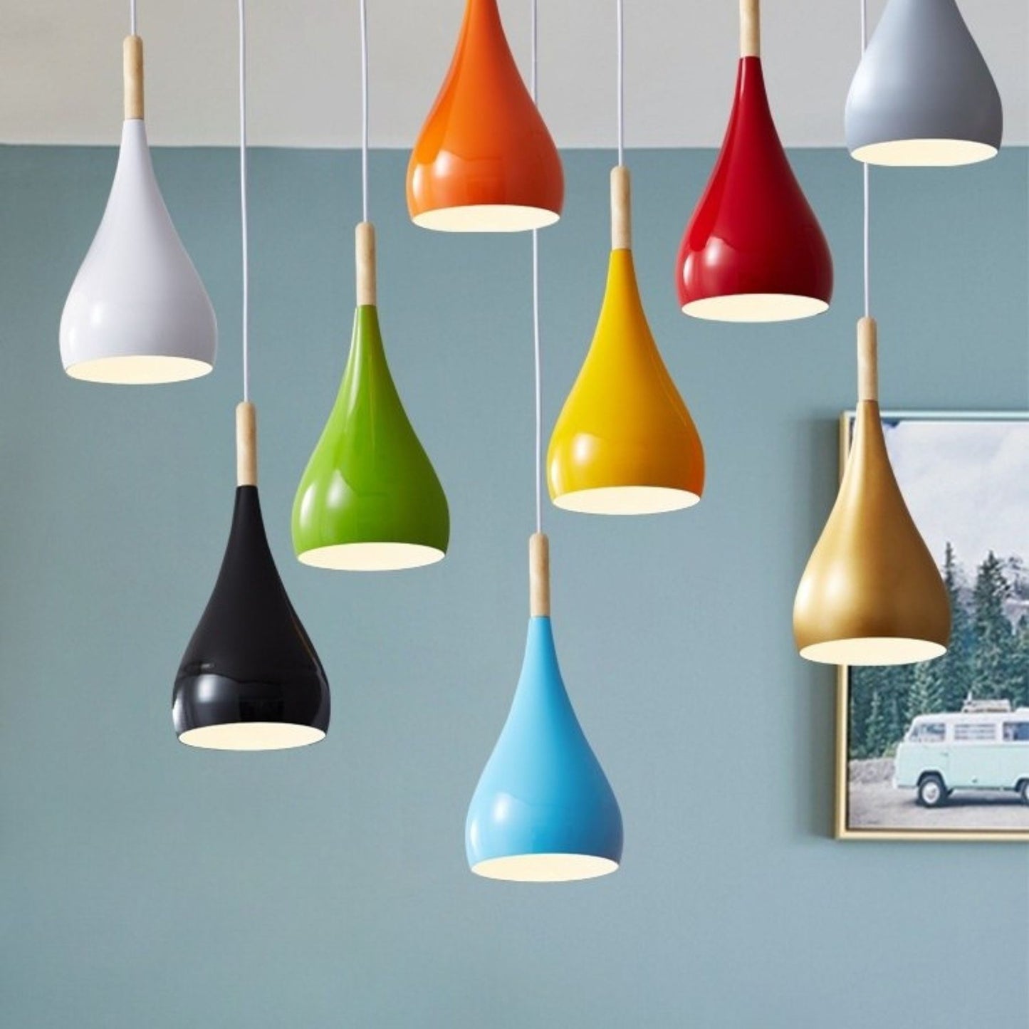 Suspension Moderne – Couleurs Vibrantes pour un Style Unique