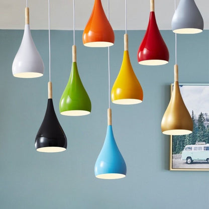 Suspension Moderne – Couleurs Vibrantes pour un Style Unique