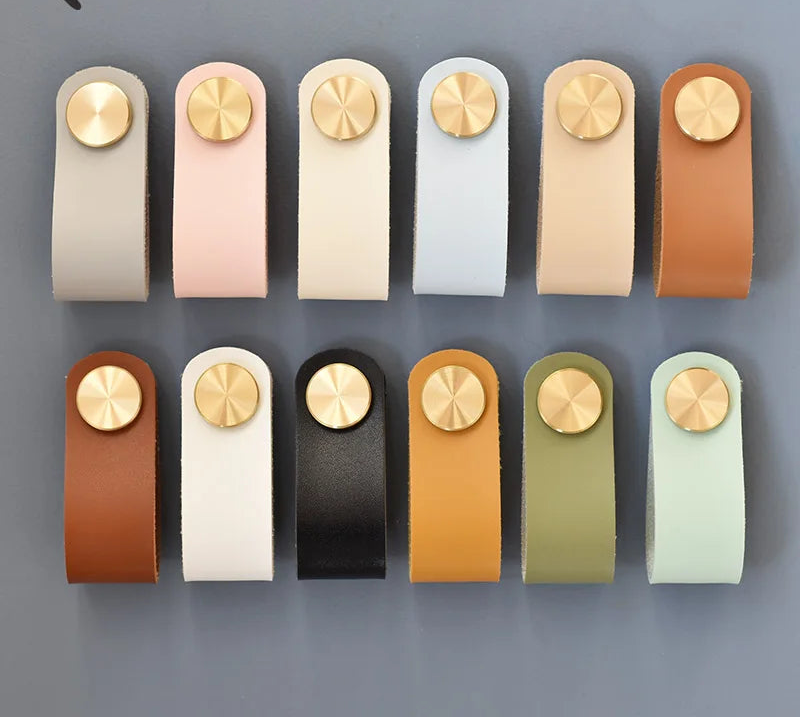 Poignée en Cuir Nordique pour Tiroirs et Armoires – Laiton & Cuirette