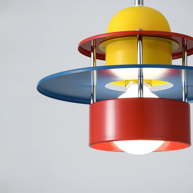 Suspension Memphis Colorée – Métal & Lumière Graphique