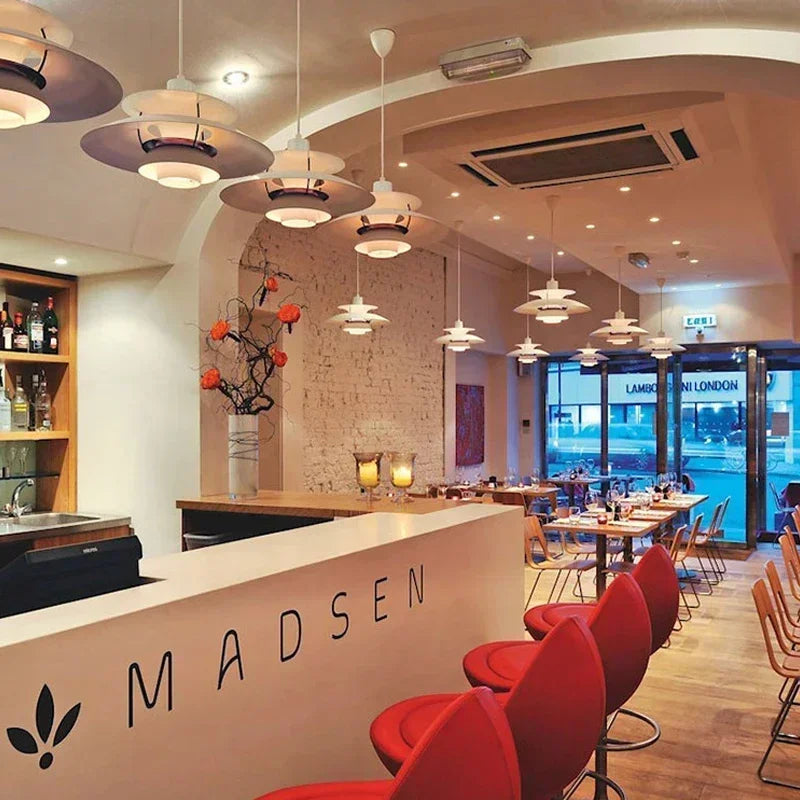 Suspension Design Umbrella – L’élégance danoise revisitée