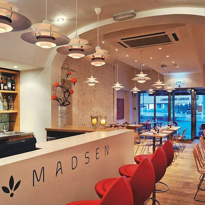 Suspension Design Umbrella – L’élégance danoise revisitée