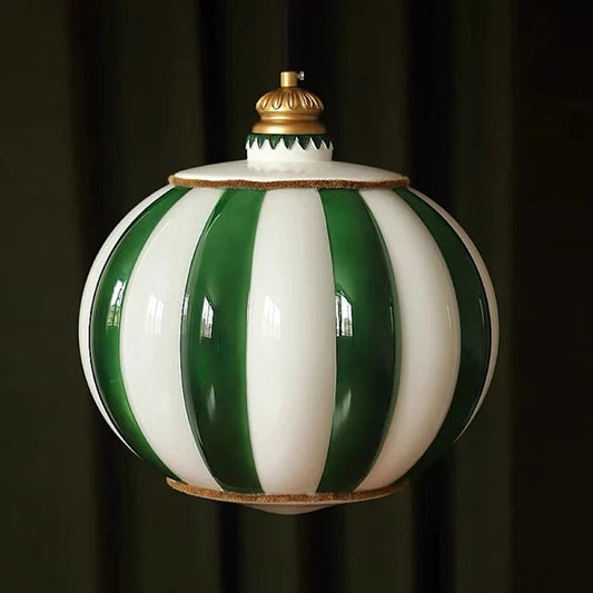 Suspension Circus – L’éclat poétique du design contemporain