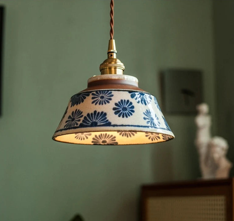 La Suspension Céramique Signature – Douceur Artisanale & Raffinement Cuivré