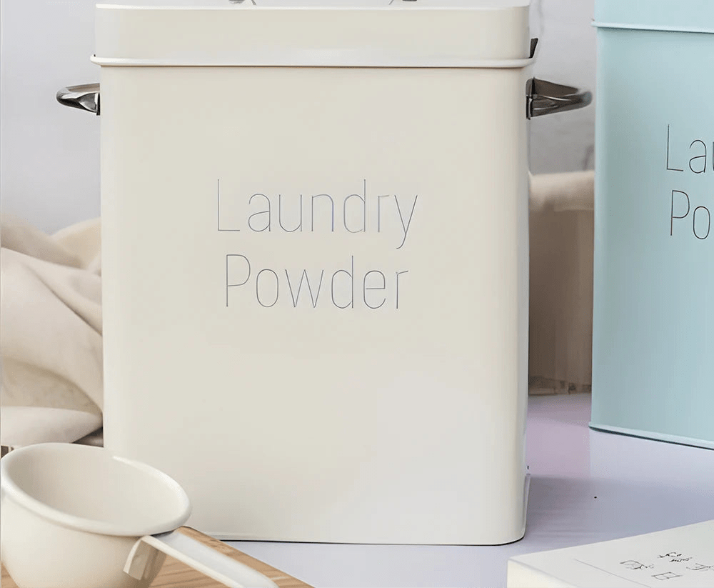 Boîte à Lessive avec Tasse Doseuse — Organisation & élégance en buanderie