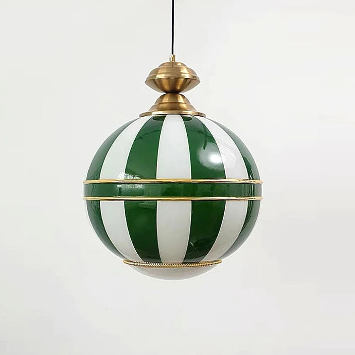 Suspension Circus – L’éclat poétique du design contemporain